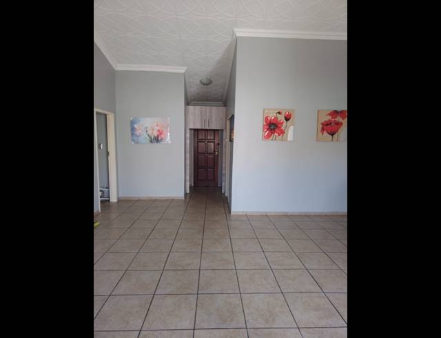 3 bed property for sale in GLENADRIENNE